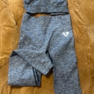 Women’s Gray Seamless Workout Set Size S
